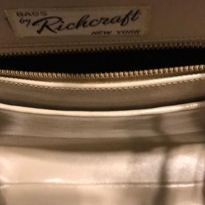 Vintage Richcraft NewYork Bags - Vintage Richcraft New York beige purse Vintage Richcraft NewYork Bags - Vintage Richcraft New York beige purse